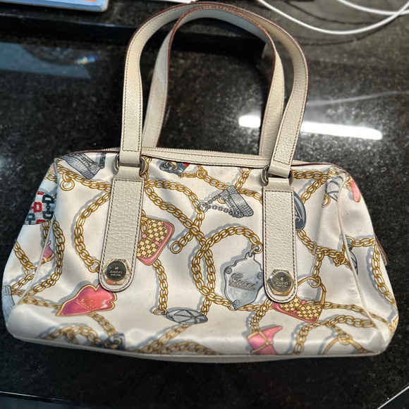 RARE GUCCI One of a kind Handbag-CHARMY collection  perfect in every way. - Picture 2 of 16